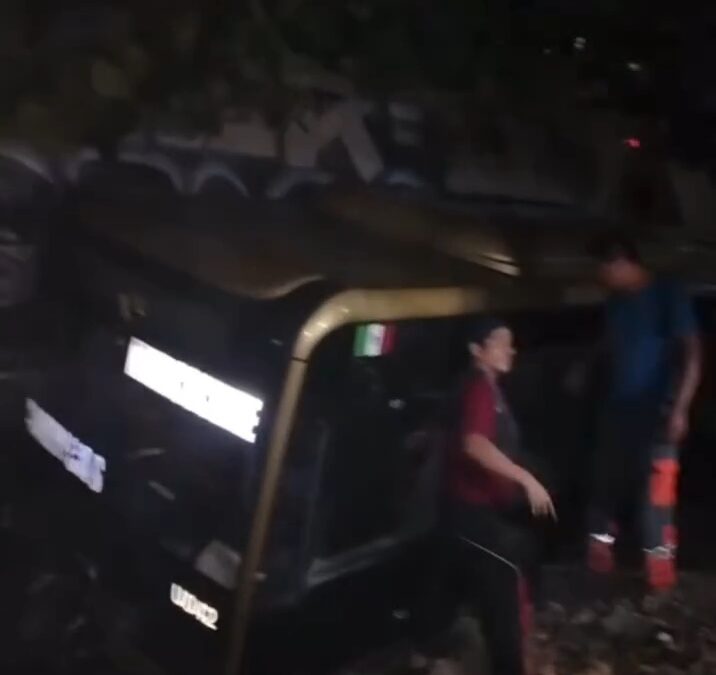¡¡Autobús Ulúa es embestido por el tren en Tejería durante la madrugada!!